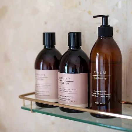 فيلة 5 Bed - Sleeps 10 - Hot Tub - Country Views واتيرفورد